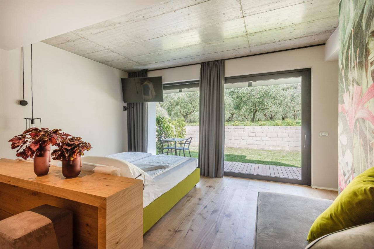 Oleeva Garda Living - Adults Only Bed & Breakfast Riva del Garda Luaran gambar