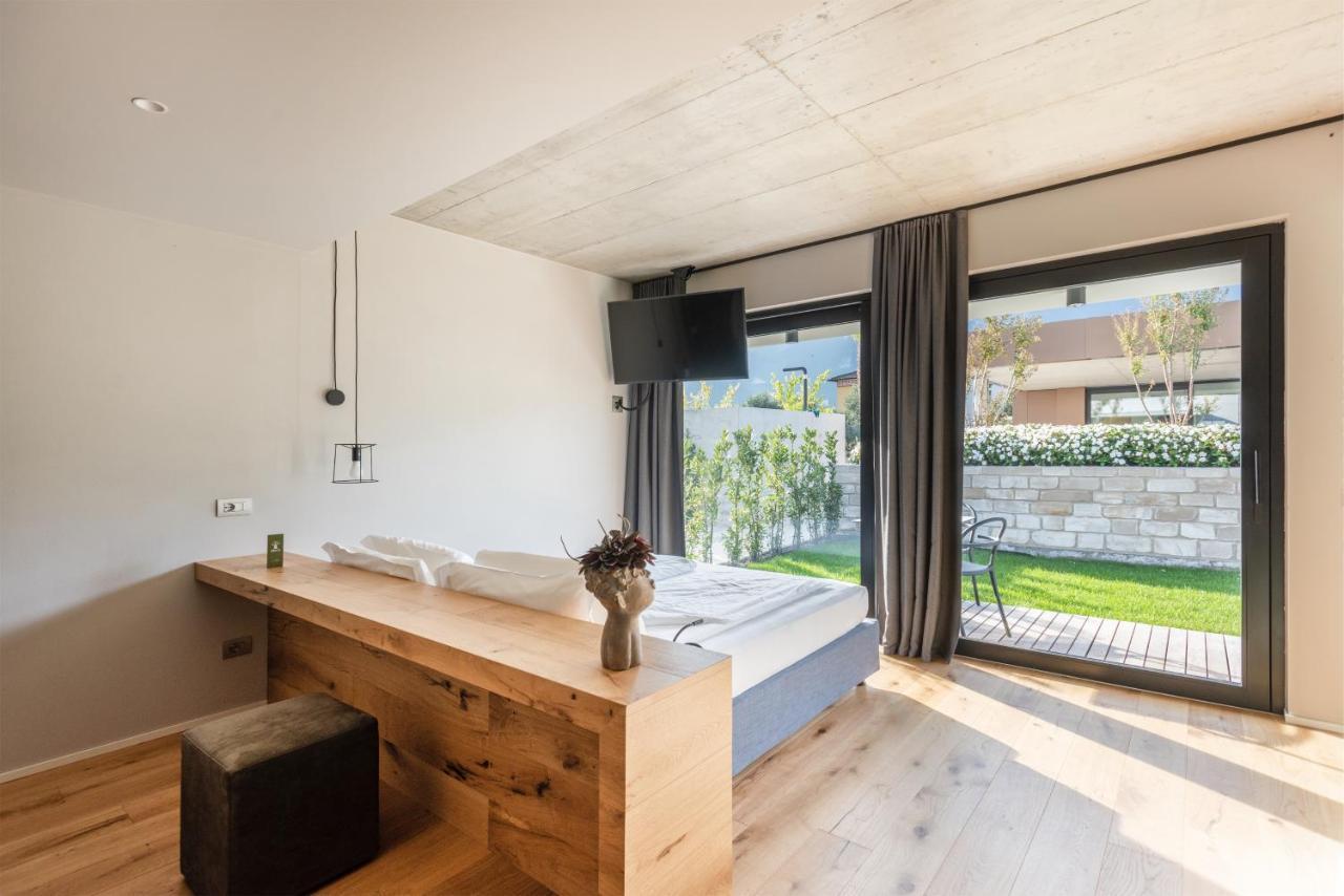 Oleeva Garda Living - Adults Only Bed & Breakfast Riva del Garda Luaran gambar